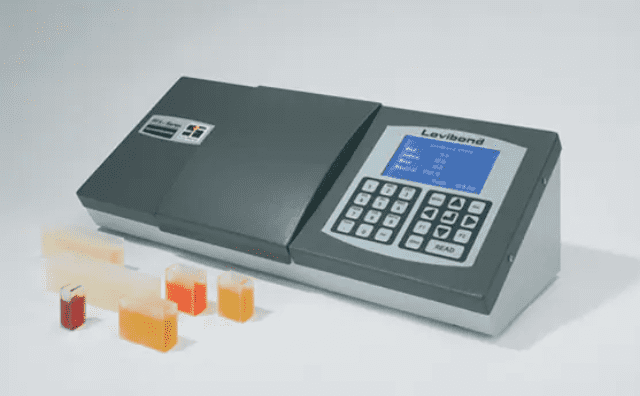 LOVIBOND PFXI-880 AUTOMATIC COLOR SPECTROPHOTOMETER benchtop unit in Nigeria